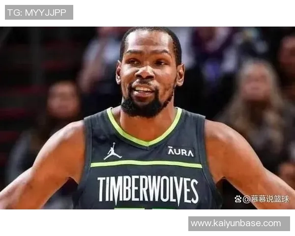 亚历山大制造杜兰特犯规象征新老球员交接的时代变迁